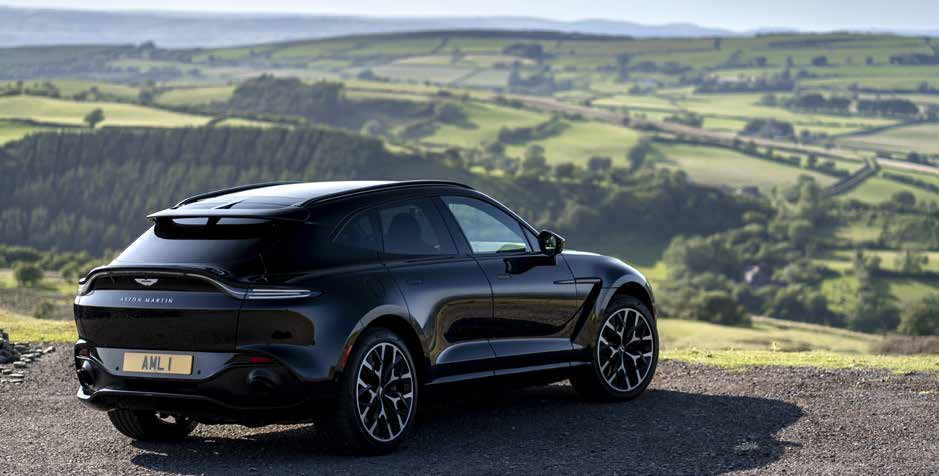 2021 ASTON MARTIN DBX A very stylish crossover with terrific performance BY TIM LAPPEN PHOTO CREDITS: COURTESY OF ASTON MARTIN OF THE AMERICAS 117 PHOTO CREDITS: COURTESY OF MERCEDES-BENZ NORTH AMERICA HAUTE AMBASSADOR Auto